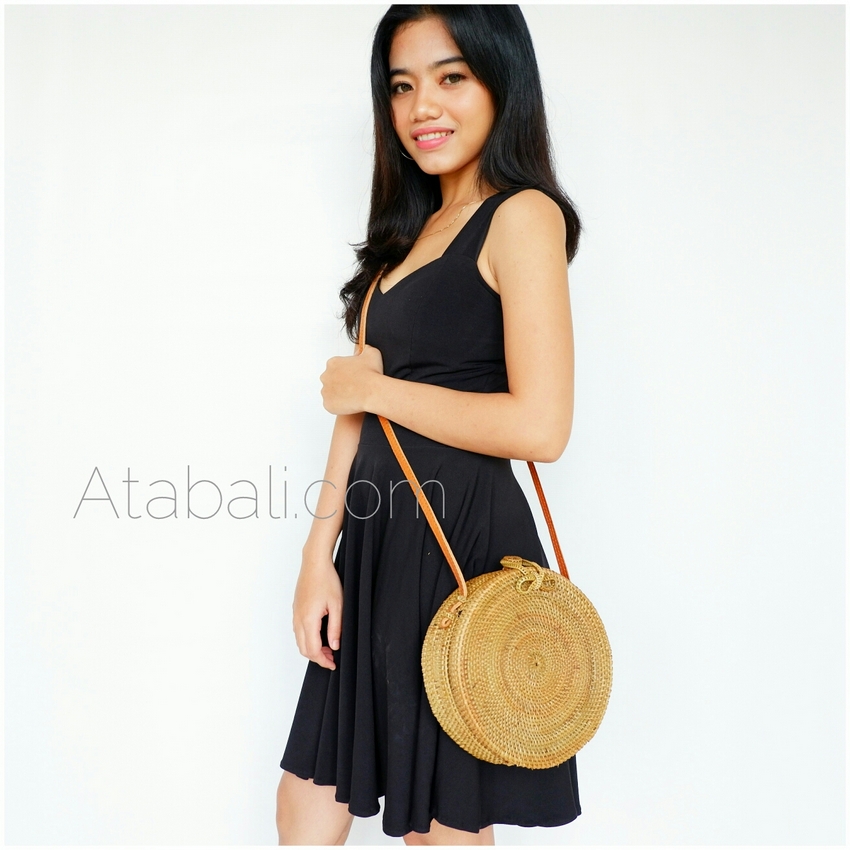 ata round bag plain pattern with ribbon clip